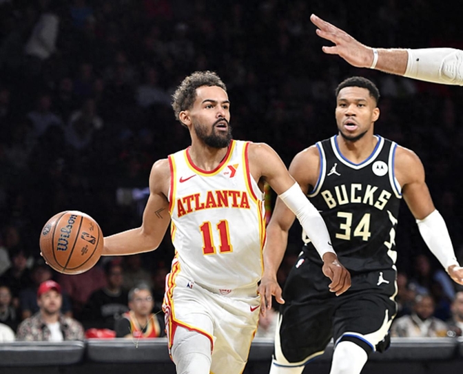 两国篮球队的对决，场面激烈而紧张