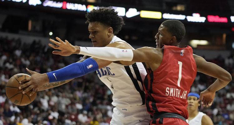 魔术复出首战，助攻爆棚状态火爆，火箭成为焦点！的简单介绍